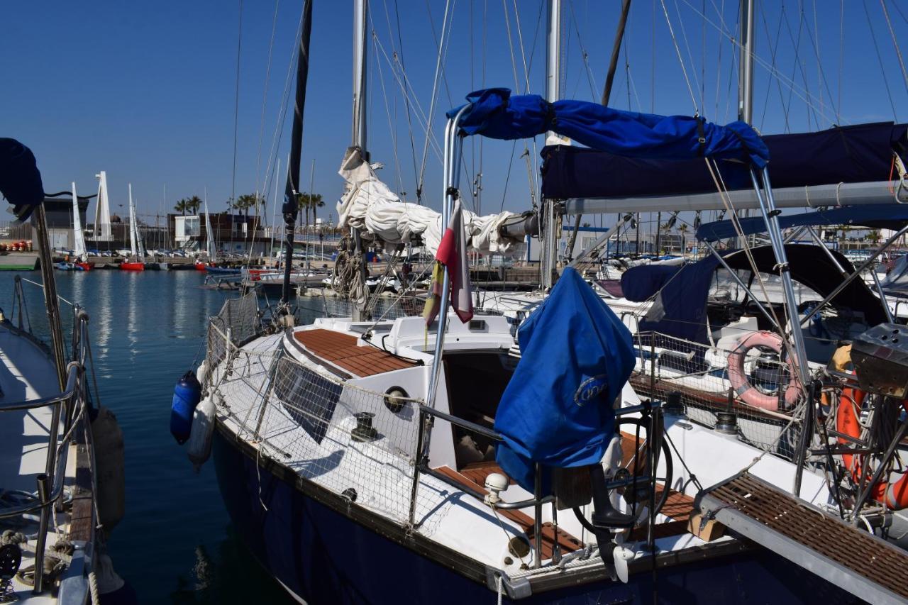 ホテル Velero En Puerto De Valencia - E&M Boats エクステリア 写真